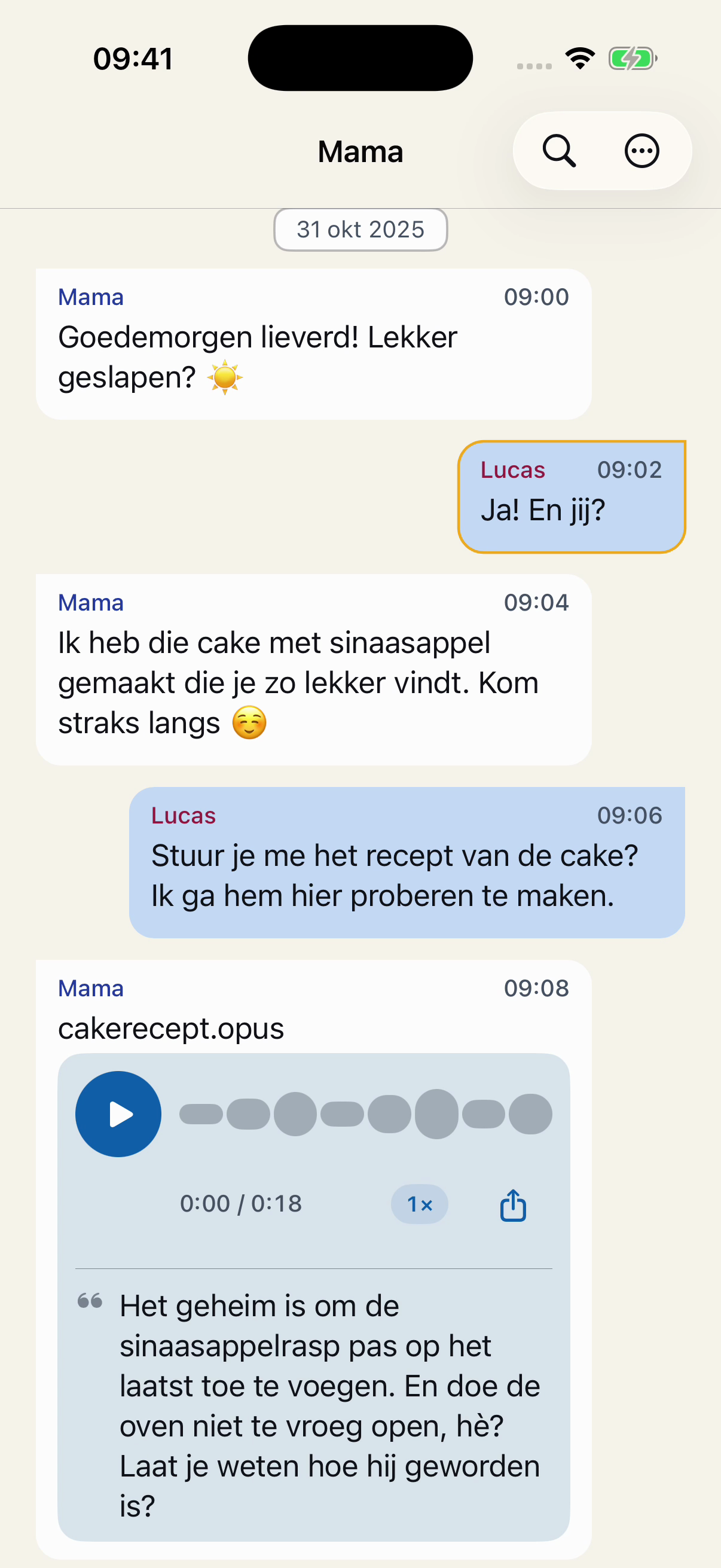 Verzonnen gesprek met Mama in Chat Archive: een goedemorgen, een recept voor sinaasappelcake en een spraakbericht.
