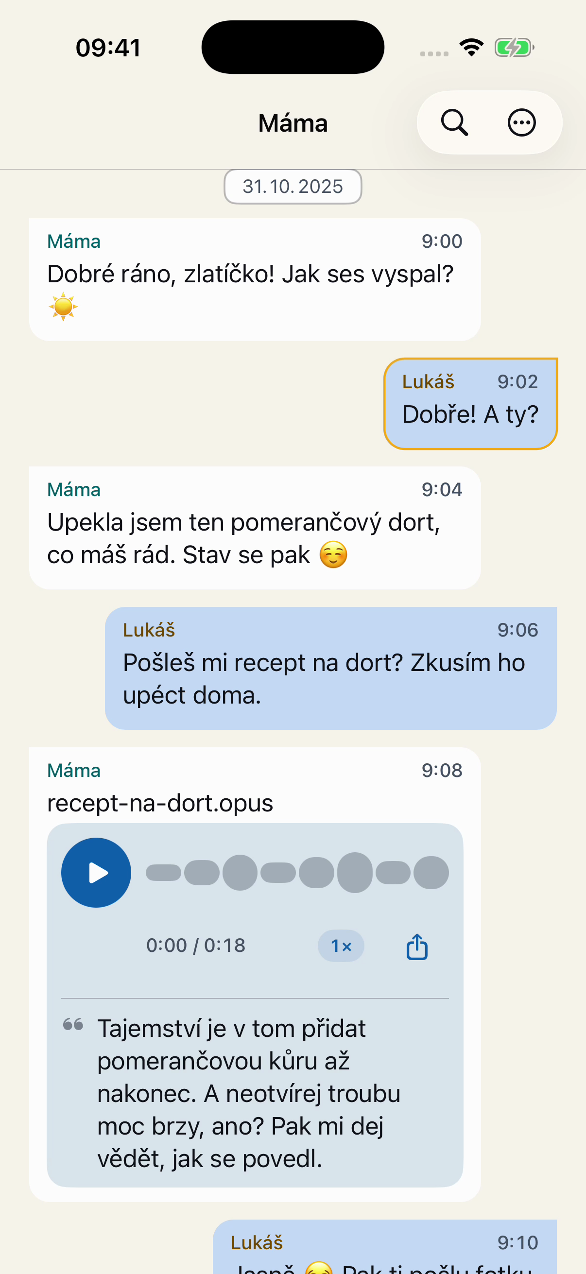 Fiktivní konverzace s Mámou v Chat Archive: ranní pozdrav, recept na pomerančový dort a hlasová zpráva.