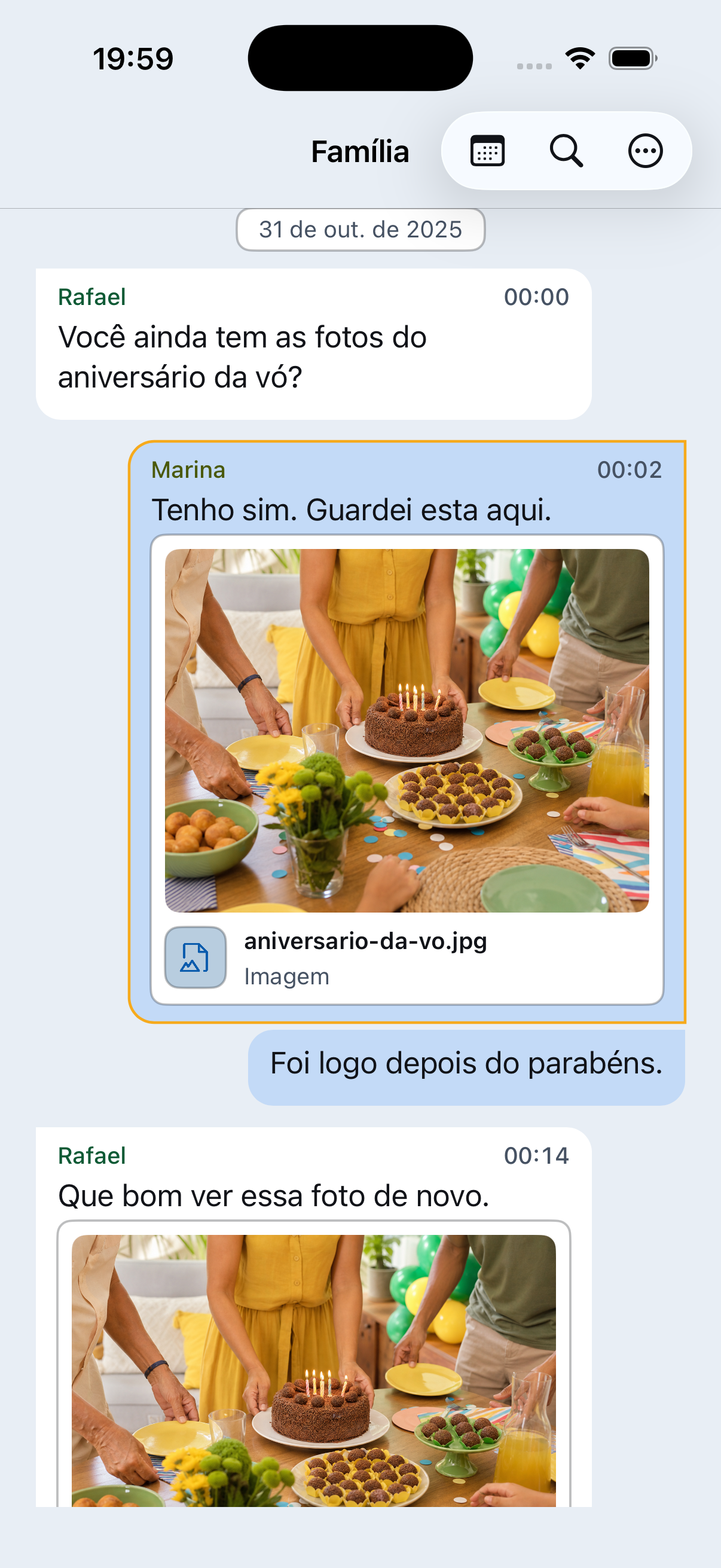 Tela do Chat Archive exibindo uma conversa familiar de exemplo com mensagens e uma foto de aniversário